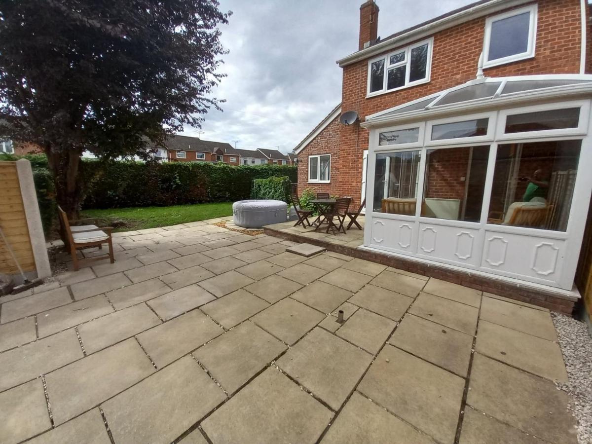 Leominster 3 Bedroom House Parking Garden Private Esterno foto