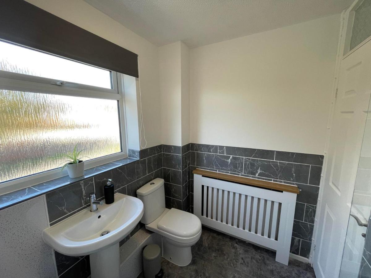 Leominster 3 Bedroom House Parking Garden Private Esterno foto