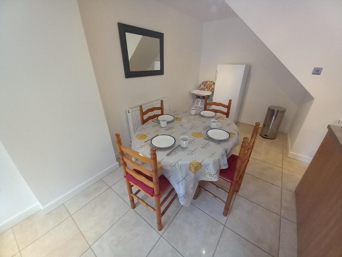 Leominster 3 Bedroom House Parking Garden Private Esterno foto